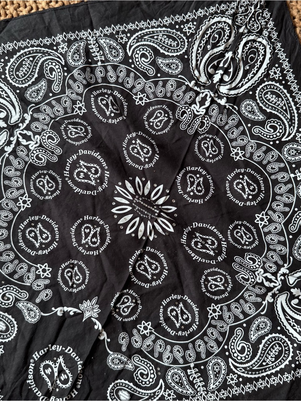 Harley-Davidson Rhinestone Paisley Bandana Scarf - Black & White Biker Y2K - Picture 3 of 9